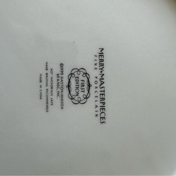 Humorous Christmas Plates - Set of Four - Picture 8 of 10